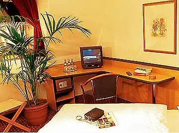 Dorint Airport-hotel Berlin-tegel 3* Berlín