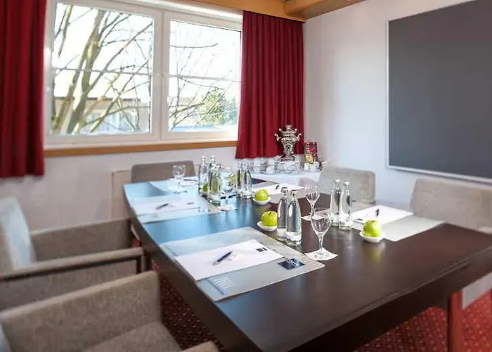 Hotel Dorint Airport-hotel Berlin-tegel 3*