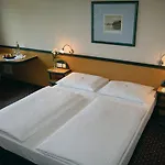 Dorint Airport-hotel Berlin-tegel 호텔 베를린