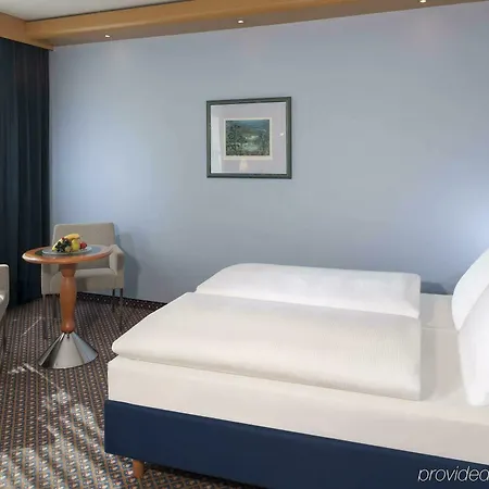 Dorint Airport-hotel Berlin-tegel 3*