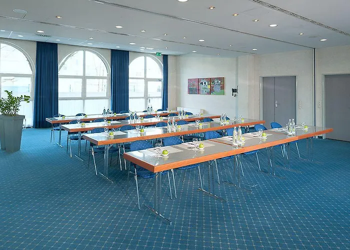 ホテル Dorint Airport-hotel Berlin-tegel