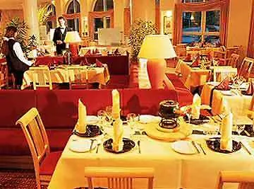 ホテル Dorint Airport-hotel Berlin-tegel