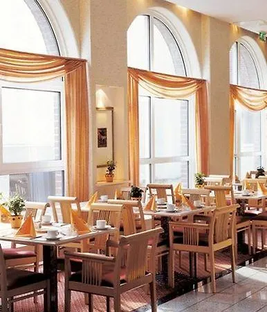Hotel Dorint Airport-hotel Berlin-tegel Berlín