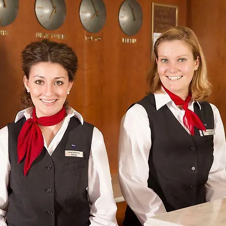 Dorint Airport-hotel Berlin-tegel Hotel 3*