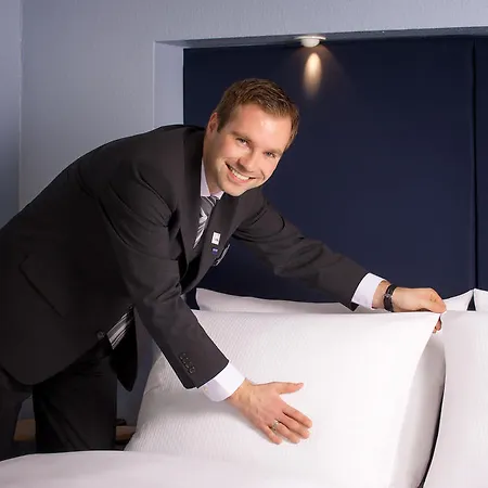 Dorint Airport-hotel Berlin-tegel Hotel 3*