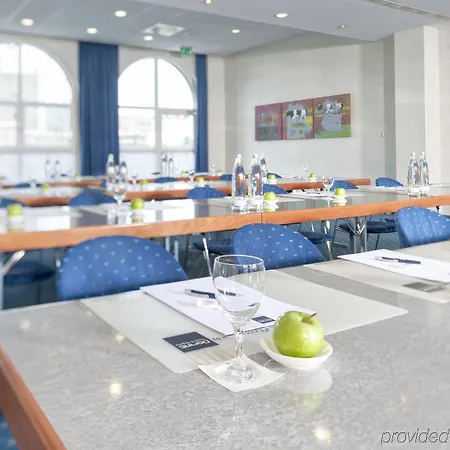 Dorint Airport-hotel Berlin-tegel 3*